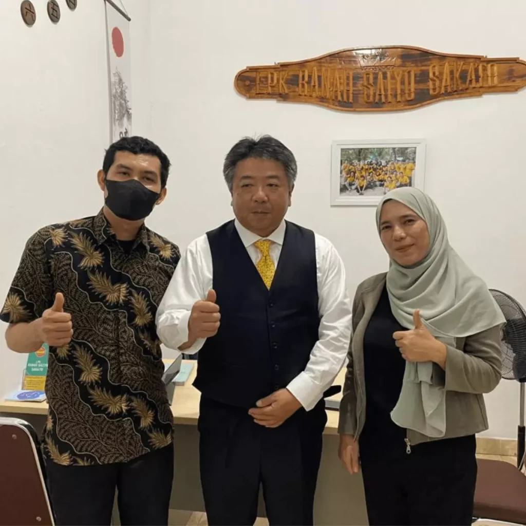 インドネシアの送り出し機関に来た日本の組合
